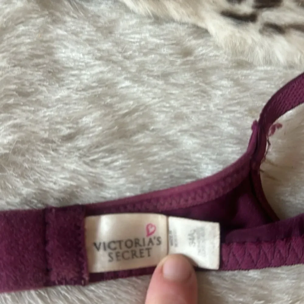 Victoria’s Secret bra 34A (4850)